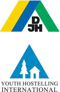 Jugendherberge - Jugendherbergen Emblem des Deutschen Jugendherbergswerks (oben) und der International Youth Hostel Federation (unten) Jugendherberge - Jugendherbergen Emblem des Deutschen Jugendherbergswerks (oben) und der International Youth Hostel Federation (unten)